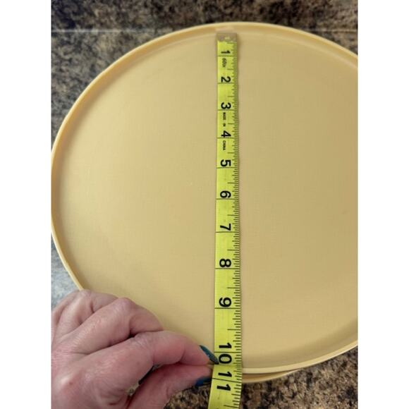 Not so Lazy Susan-Rubbermaid-Vintage - Picture 6 of 7